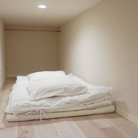 Trip Pod Higashi-Hie Lägenhet Fukuoka  Exteriör bild